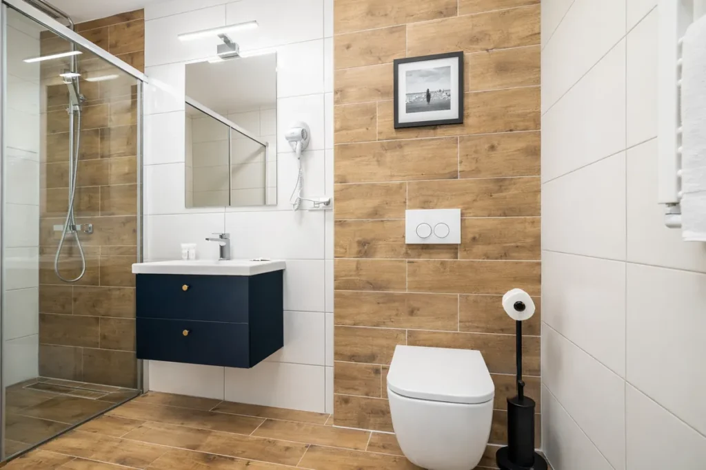 pokoj 4 osobowy z łazienką chlopy